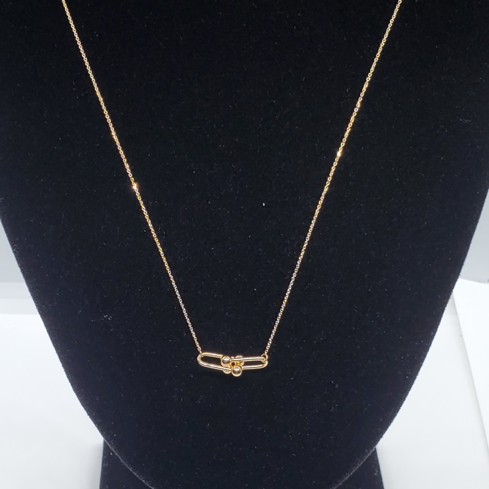 18k solid gold hardware pendant necklace - Picture 6 of 7